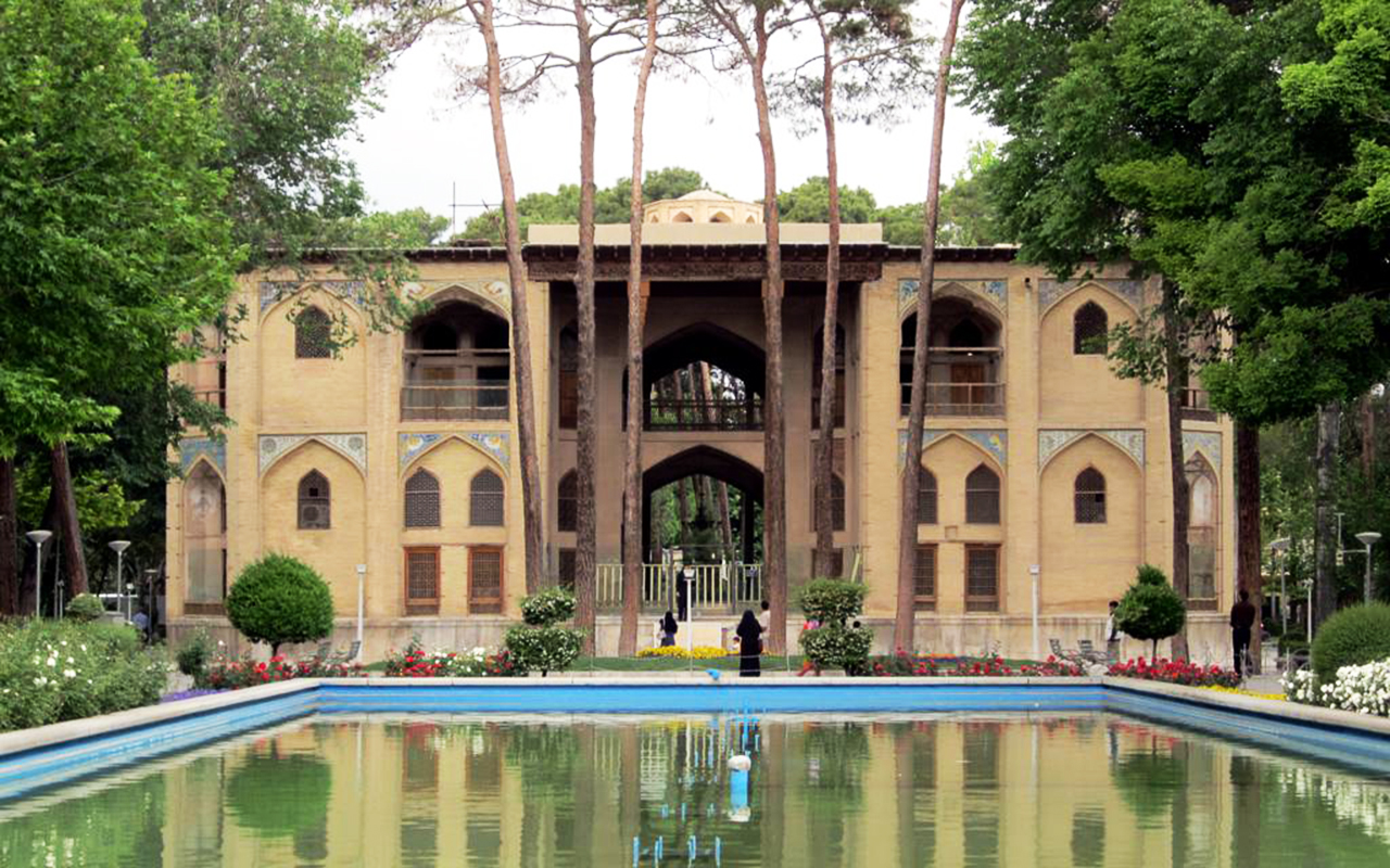 Hasht Behesht Palace