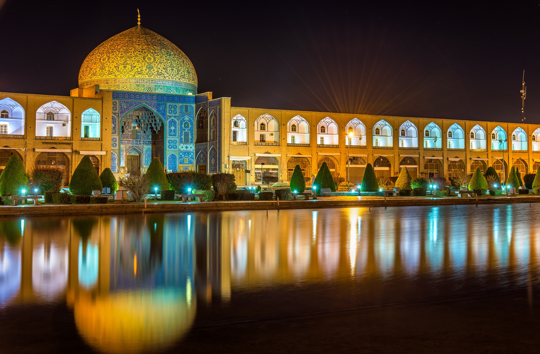 Naqsh E Jahan Square