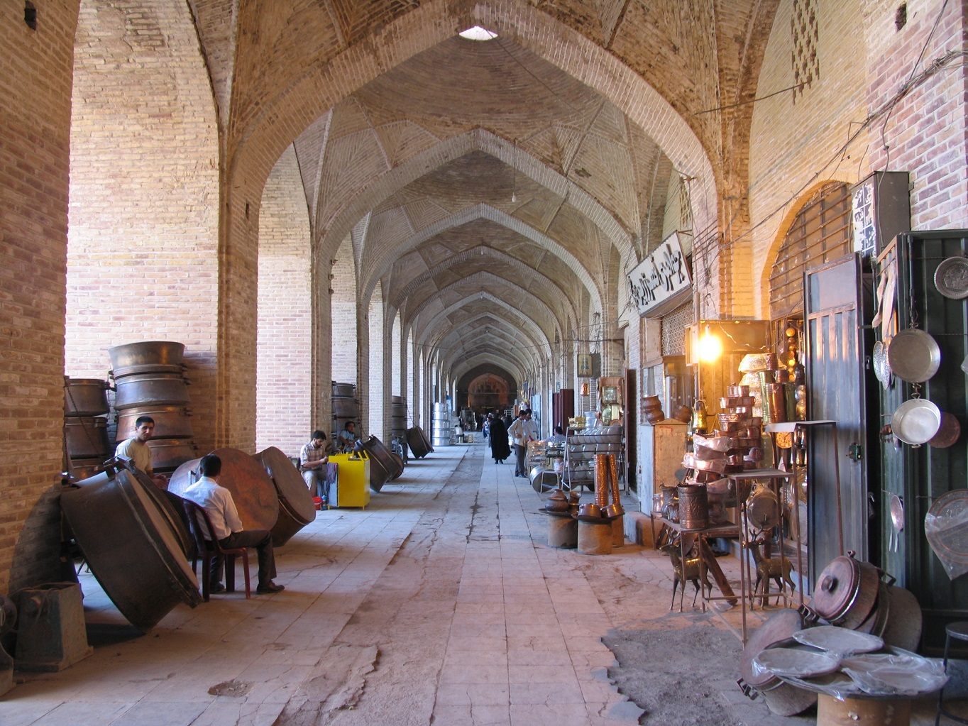 Kashan Bazaar | Mysteriy of Iran | Kashan Attractions | Apochi.com