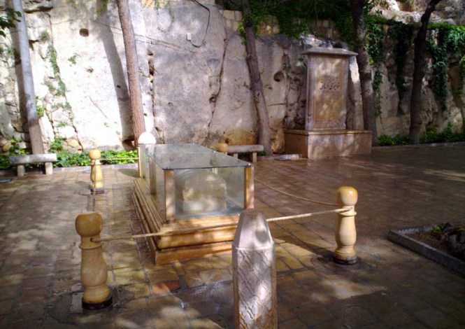 Khawju Kermani Tomb