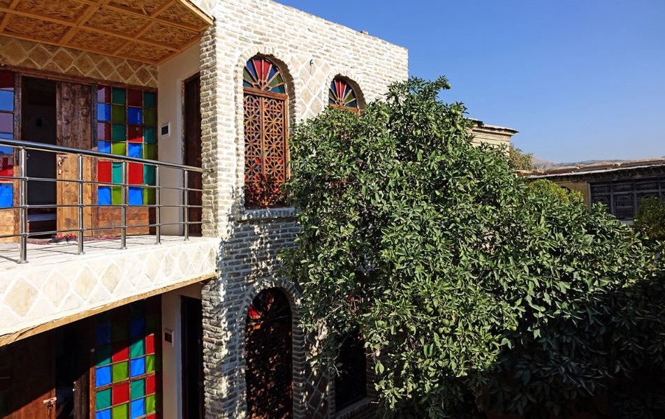 Raz Traditional Hotel near Tomb of Saadi (Saadieh)