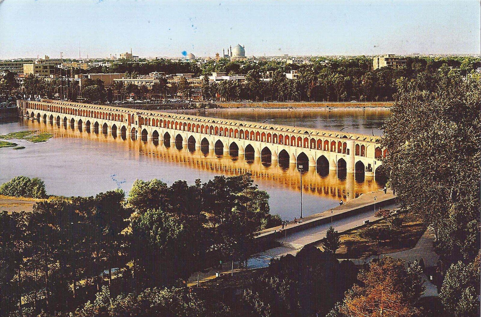 si-o-se-pol-isfahan-iran